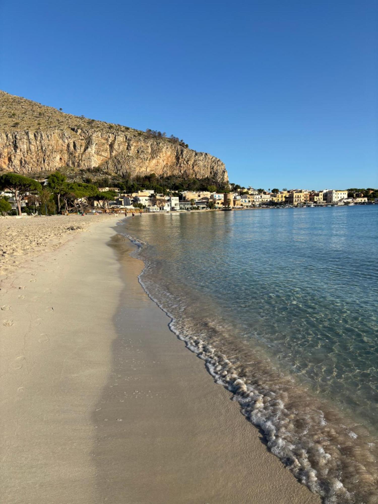Mondello Room Экстерьер фото